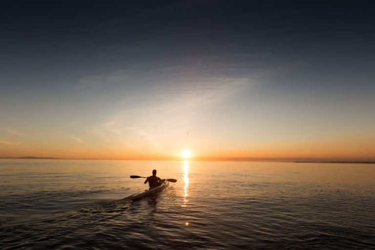 The Art of Traveling on a Shoestring Budget: Thrilling Adventures Await!